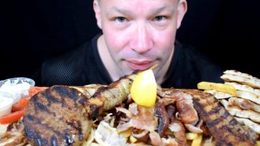 ASMR MIX GRILL PLATER SOUVLAKI GYROS PORK PITTAS BURGER CHICKEN BREAST FRIES EXTREME CHEWING SOUNDS MUKBANG NO TALKING-1