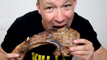 ASMR TOMAHAWK STEAK MUKBANG, BINGE & SALAD, COKE LIGHT, LEMON (No Talking) EATING SOUNDS ASMREAT.COM-1