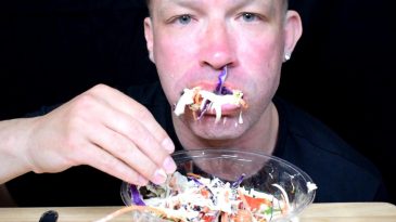 COLESLAW SALAD ASMR MUKBANG PREPARATION AND EATING SAUSAGE MOZZARELLA SAVAGE EATING NO TALKING-1