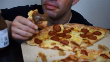 asmr eat pizza peperoni and nutella